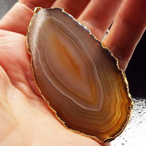VINTAGE NEW MEXICO BROWN & TAN BANDED AGATE MASSIVE OBLONG PENDANT 24